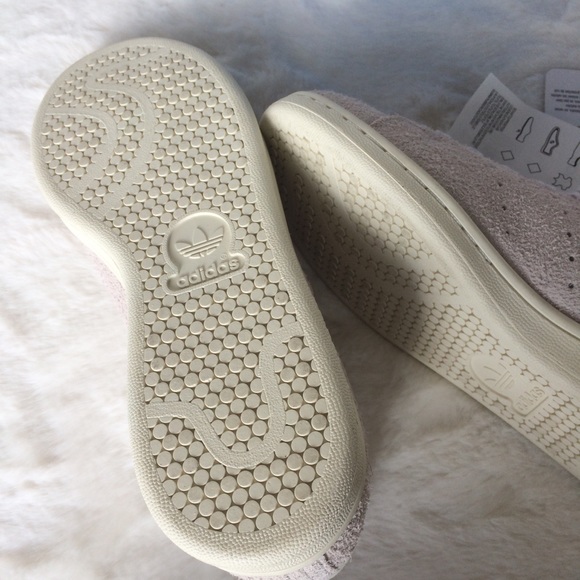 NEW IN BOX Stan Smith Suede Sneakers - Picture 4 of 5